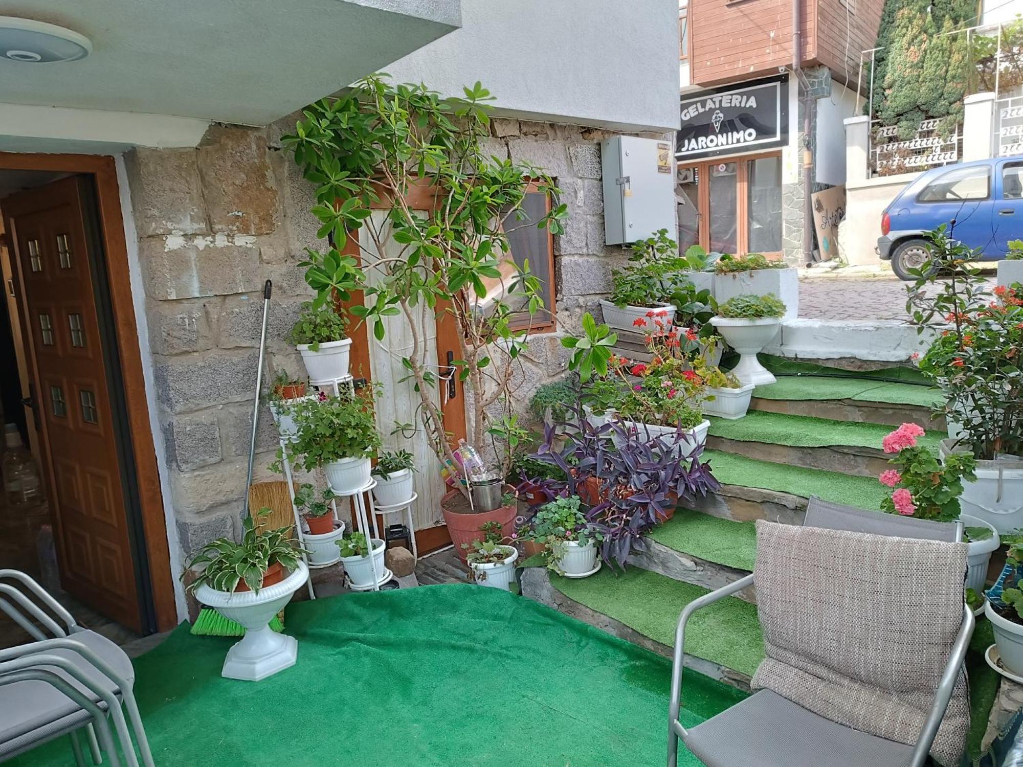 סוזופול Farlalievi Guest House מראה חיצוני תמונה